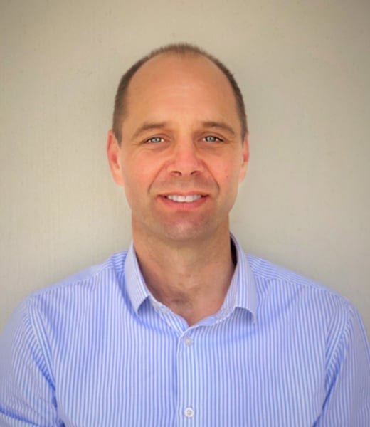 Headshot of Dr. DuPlessis